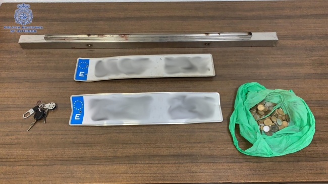 La Policía Nacional detiene a un hombre por lesiones y a otro por robo de vehículo y falsedad documental