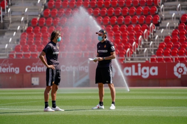 Vicente Moreno: “Tenemos ilusión de ganarle al Barcelona pero ellos son favoritos”