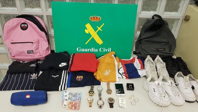 La Guardia Civil ha detenido a 6 jóvenes por robo en una vivienda de Marratxí