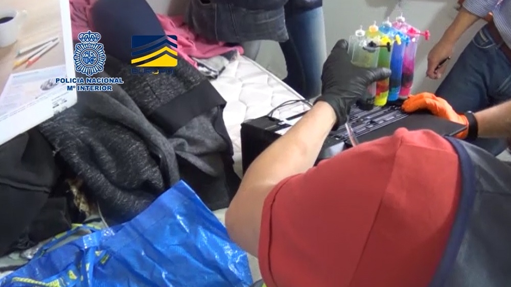 La Policía Nacional desmantela en Canarias una imprenta clandestina 
