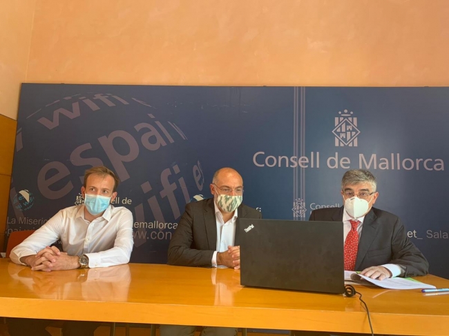 Celebrat el sorteig per repartir els 3.907 bons del «Gaudeix l’illa»