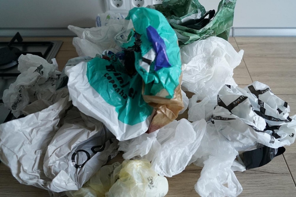 El Tribunal Constitucional avala que la Ley de Residuos prohíba las bolsas de plástico desechables
