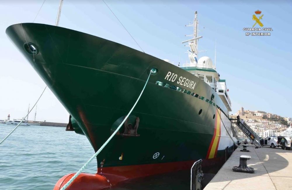 El patrullero oceánico de la Guardia Civil Rio Segura patrulla desde hoy en aguas de Baleares