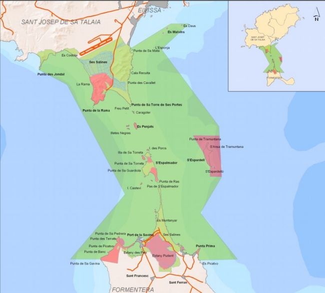 Sancionados con 8.000 euros por practicar esquí acuático dentro de los estanques del Parque Natural de ses Salines de Eivissa y Formentera