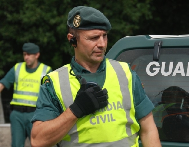 La Guardia Civil de Inca ha procedido a
la detención de dos de los autores de un robo con violencia e intimidación