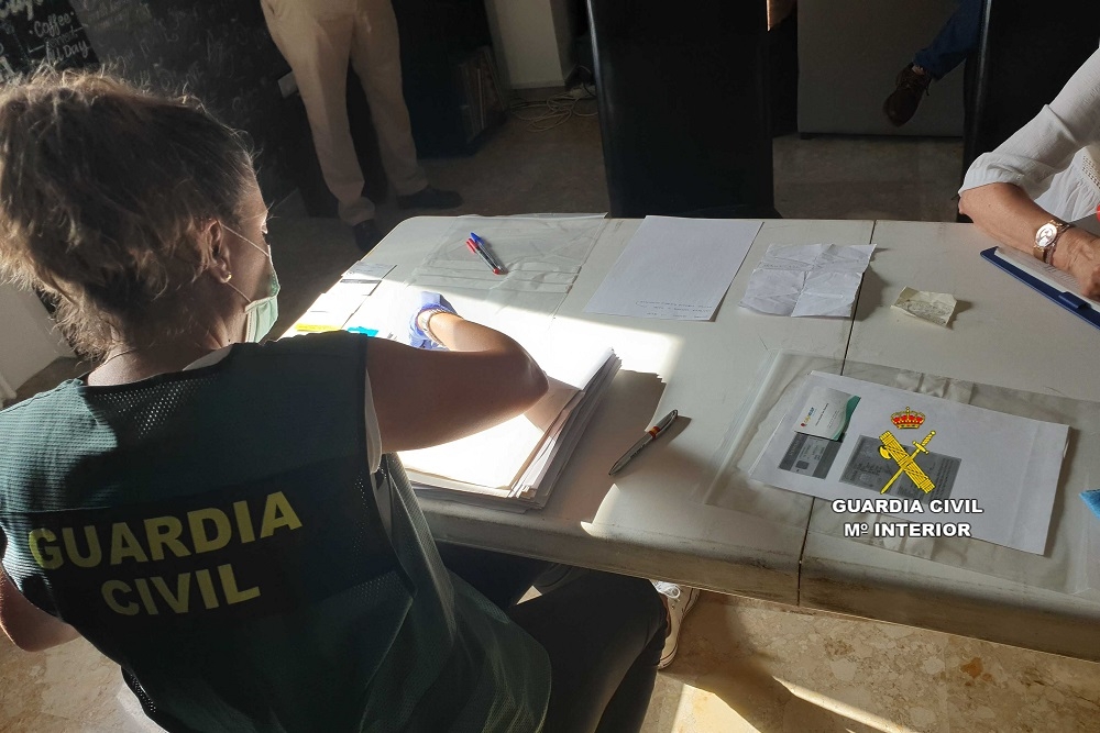 Detenidos los que estafaron  68.000 euros al Ayuntamiento de Maria de la Salut