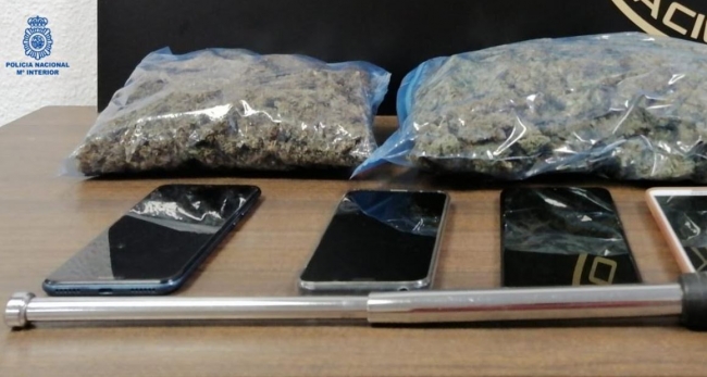 La Policía Nacional y la Policía Local de Palma detienen a dos hombres por un delito contra la salud pública 