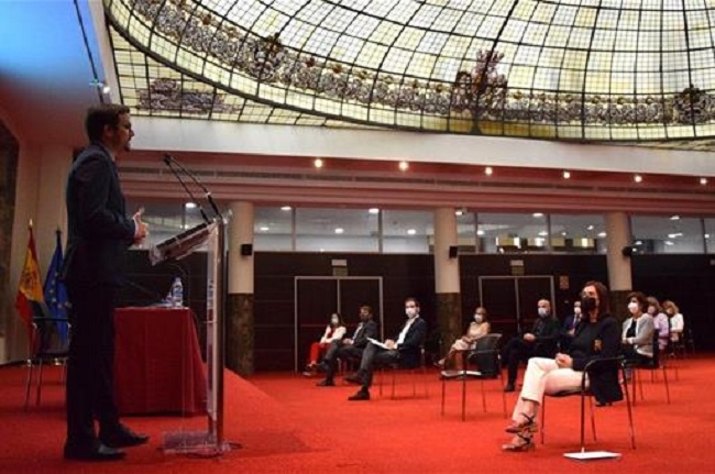 Consumo regulará la figura del consumidor vulnerable para avanzar en el acceso universal a los servicios básicos