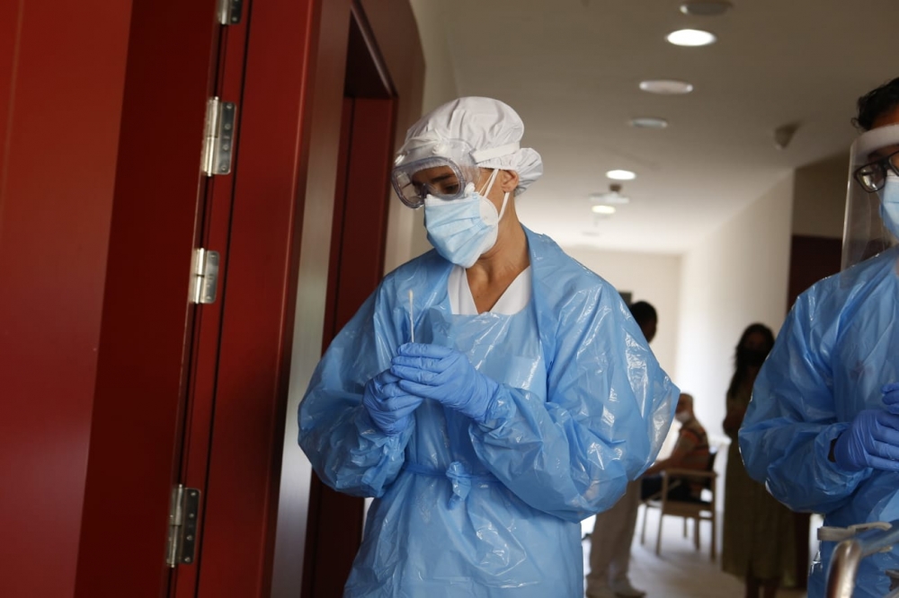 El presidente del IMAS hace balance de la primera semana de cribados masivos en los centros asistenciales para la tercera edad