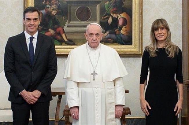 Pedro Sánchez se reúne con el Papa Francisco en el Vaticano