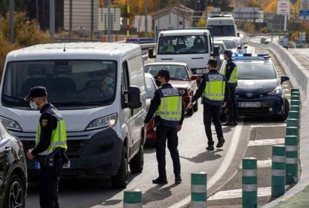 La Policía Nacional detiene a un hombre por una orden internacional de detención y entrega