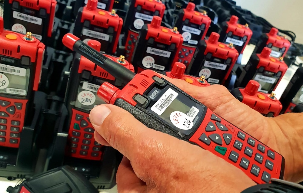 Los Bomberos de Palma se forman en el uso de nuevas emisoras portátiles 