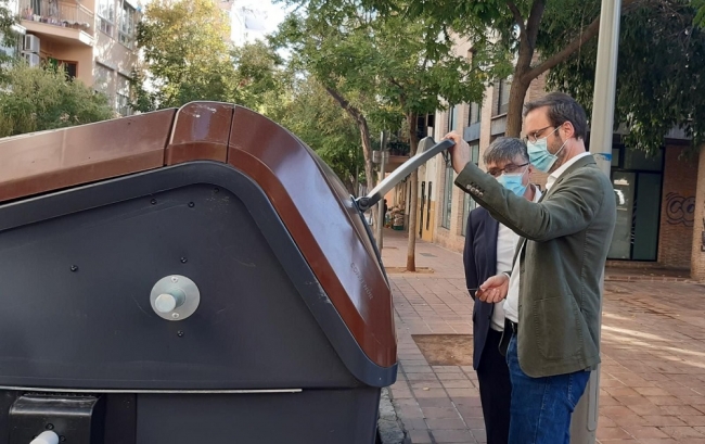 Comienza la instalación de los contenedores de recogida de materia orgánica en Santa Catalina, Son Armadans, Son Dureta y la Teulera