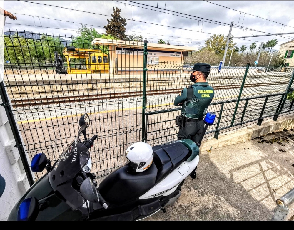 La Guardia Civil ha detenido a un hombre por un delito de abusos sexuales cometido en un vagón de tren en Binissalem

