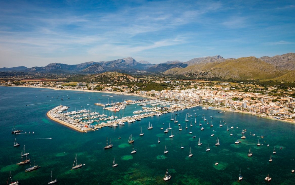 PortsIB empieza las obras de mejora energética y de las instalaciones del Port de Pollença