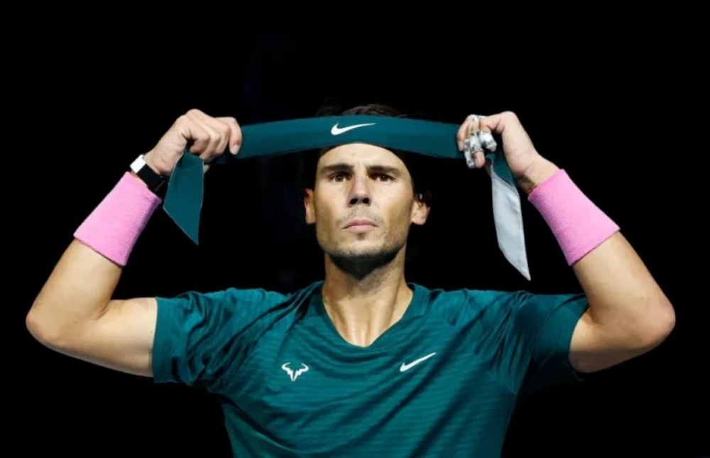 Nadal vence a Stefanos Tsitsipas y llega a semifinales en la Copa Masters
