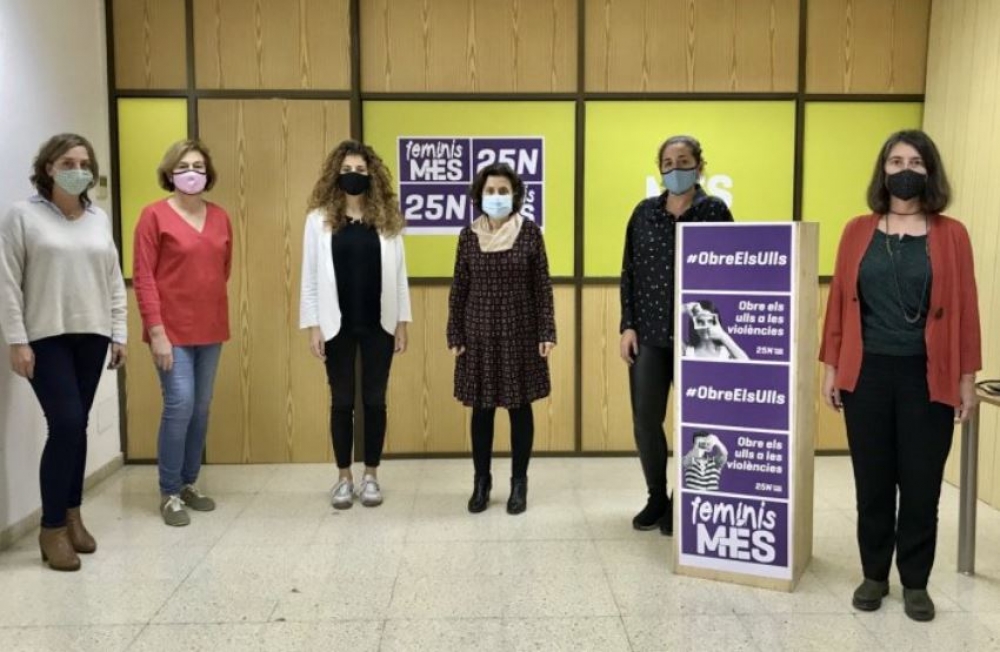 MÉS pone en marcha la campaña 'Obre els ulls' para denunciar las violencias invisibilizadas hacia las mujeres