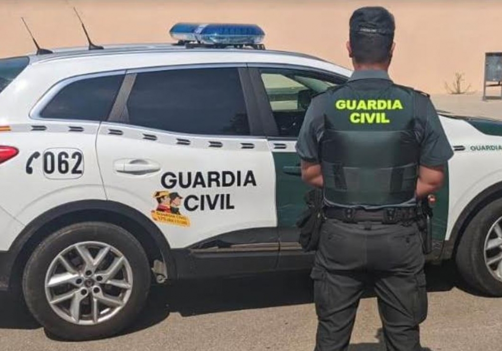 La Guardia Civil continúa con las visitas a residencias de mayores en Baleares