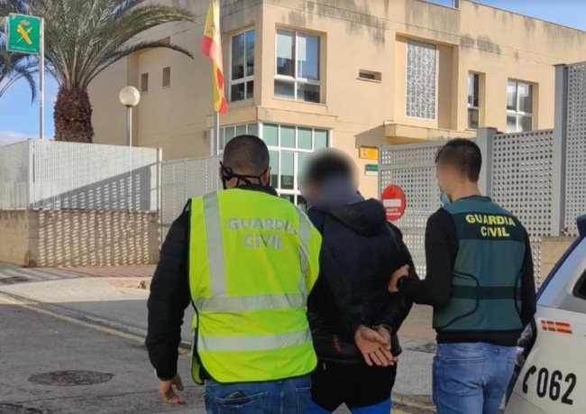 La Guardia Civil detiene a un hombre por violar a una joven de 19 años en Lloseta