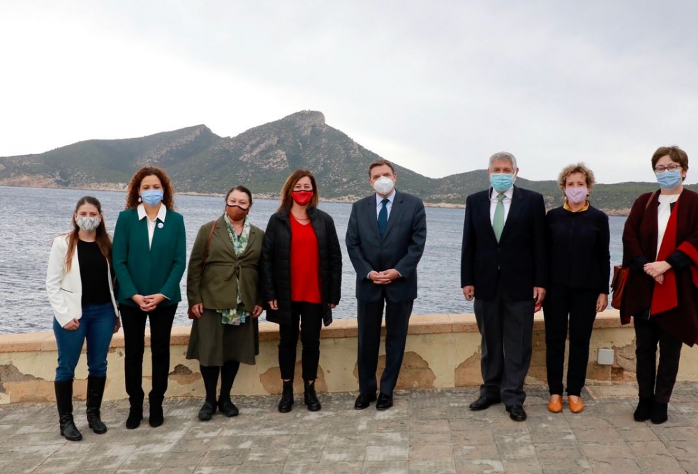 Armengol y el ministro Planas presentan la nueva reserva marina de interés pesquero de Sa Dragonera
