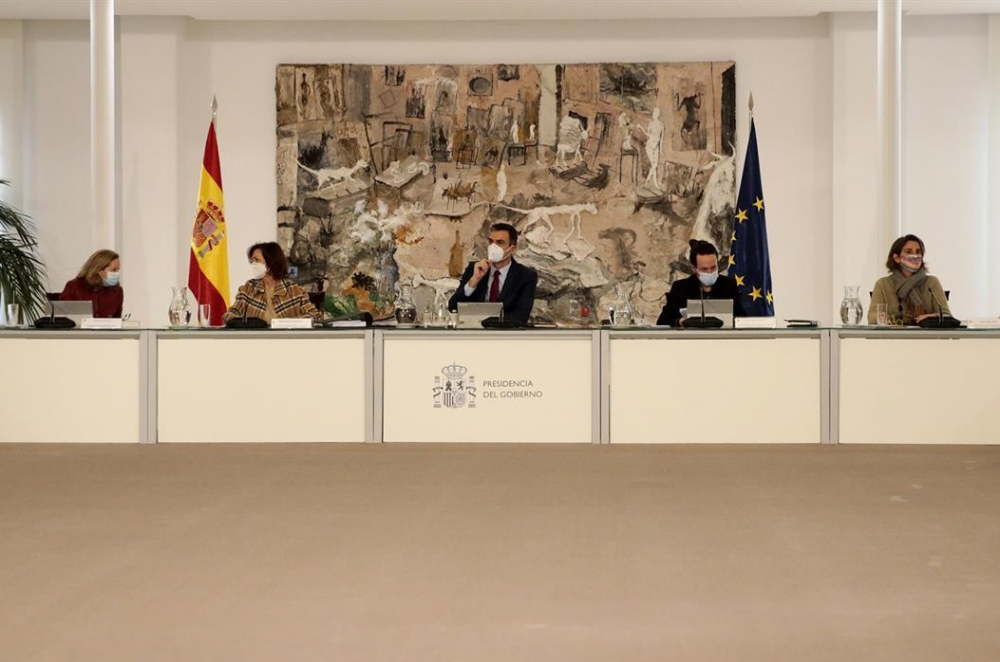 El Gobierno acuerda no subir el Salario Mínimo Interprofesional fijado en 950 euros mensuales