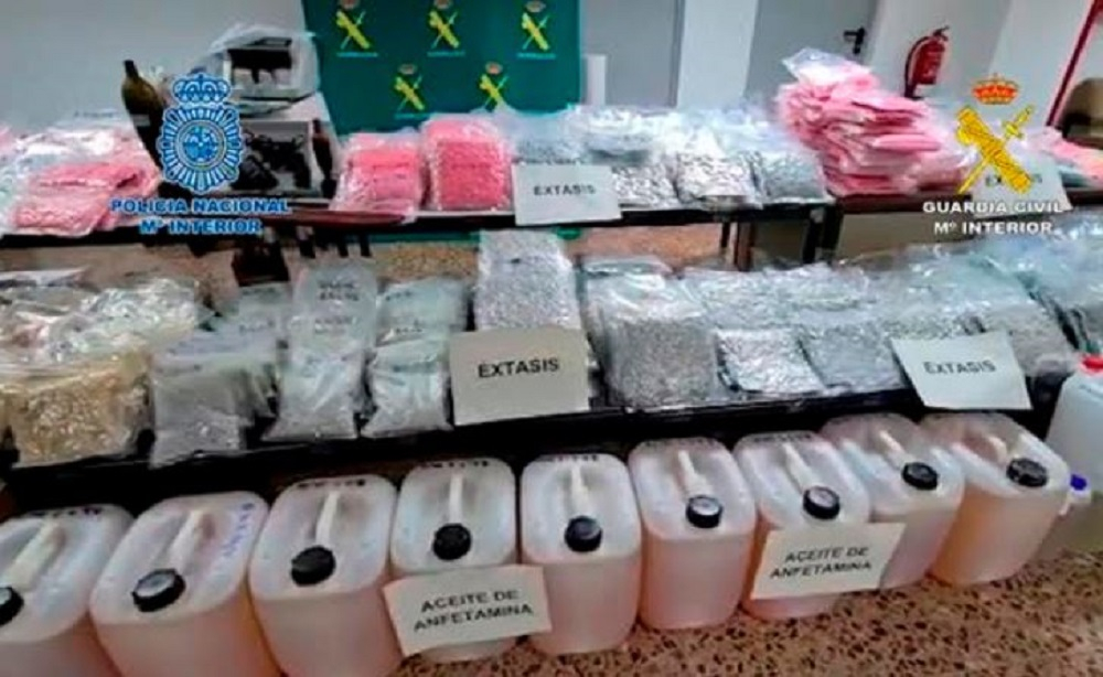 Golpe al narcotráfico en una operación conjunta de la Policía Nacional y de la Guardia Civil