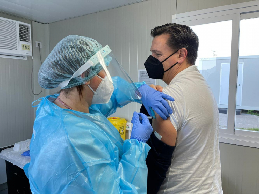 Actualizan la Estrategia de vacunación que recomienda los próximos grupos