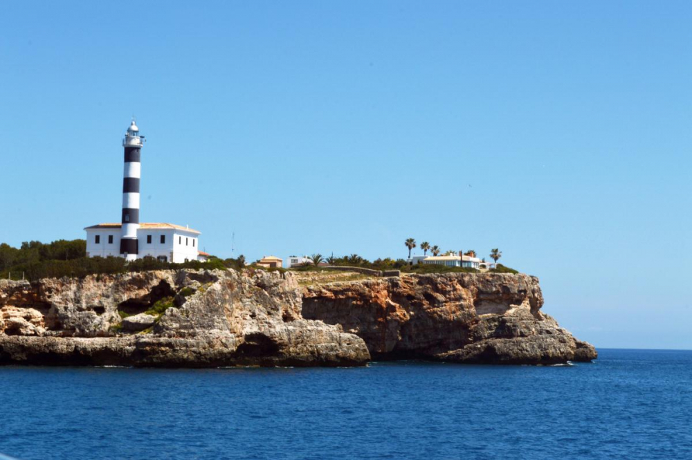Los puertos de Andratx, Banyalbufar, Ciutadella, s'Estanyol, Fornells, Portocolom y Sant Antoni de Portmany deben renovar amarres