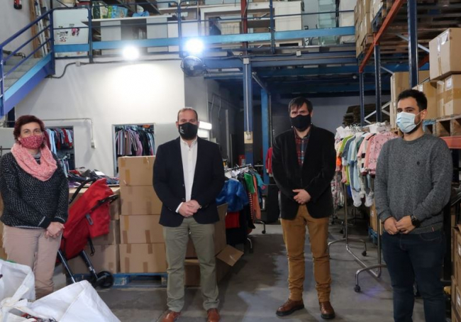 El Impuesto de turismo sostenible propicia la reutilización de 14.000 toneladas de ropa 