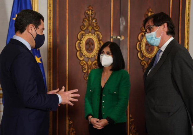 El ministro de sanidad rechaza adelantar el toque de queda o aplicar confinamiento