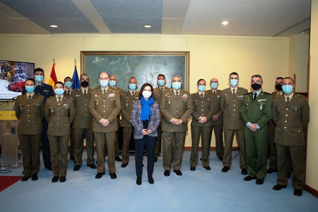Margarita Robles reconoce el gran trabajo de la UME y del Ejército de Tierra en la borrasca Filomena