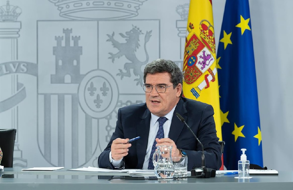 Autónomos trasladan al ministro Escrivá su propuesta de prestación por cese de actividad