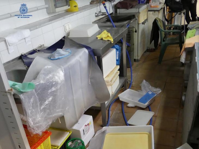 Robo con fuerza en un mercado de Mahón