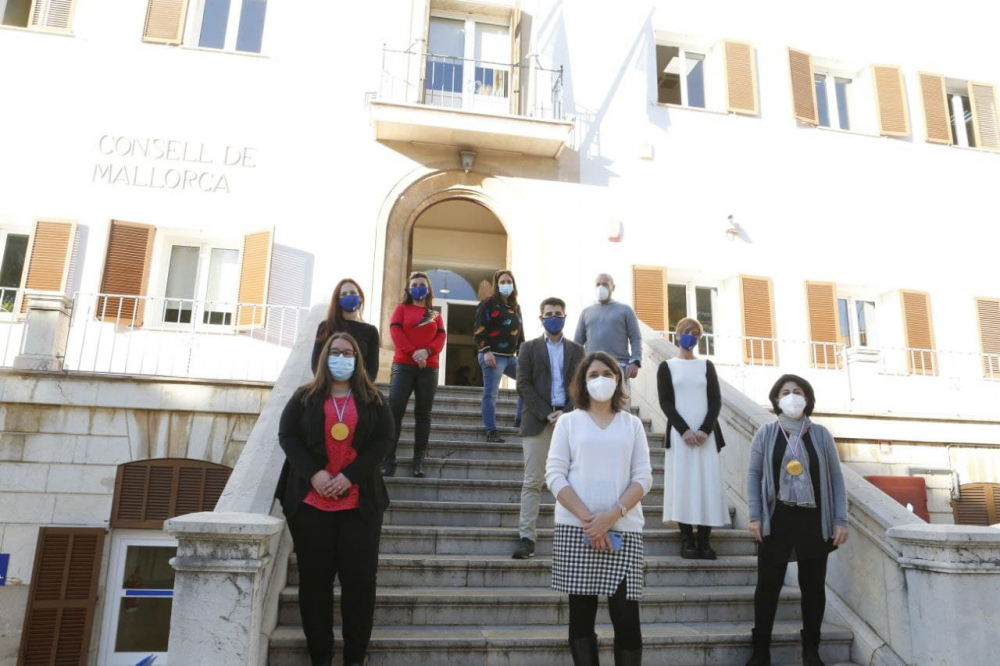 Los 35 nuevos funcionarios del IMAS toman posesión de sus puestos de trabajo