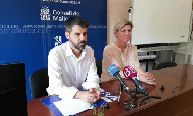 El Consell de Mallorca aprueba por mayoría el cese de Sofía Alonso tras saltarse la cola para la vacuna