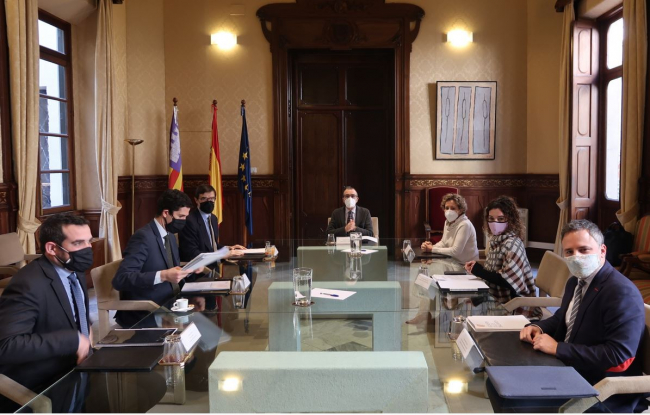 El Govern recibe el apoyo del Gobierno de España para promover la insularidad en Europa