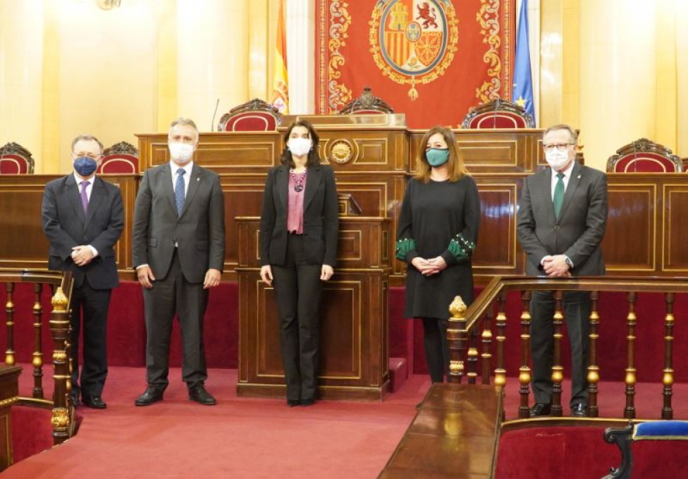 Armengol defiende en el Senado un mayor esfuerzo del Estado para compensar los efectos negativos de la insularidad y la pandemia