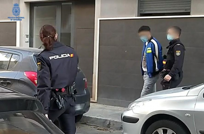 Roban la cartera a un transportista y un reloj a un cliente de un hotel en Palma