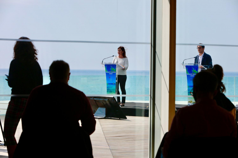 Armengol explica a los medios alemanes en la ITB las iniciativas que desarrollan las Balears para reiniciar la actividad turística