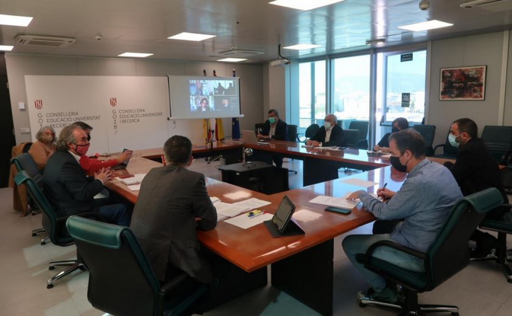 Cesan al equipo directivo de la ESADIB por las denuncias del alumnado del centro sobre conductas inapropiadas