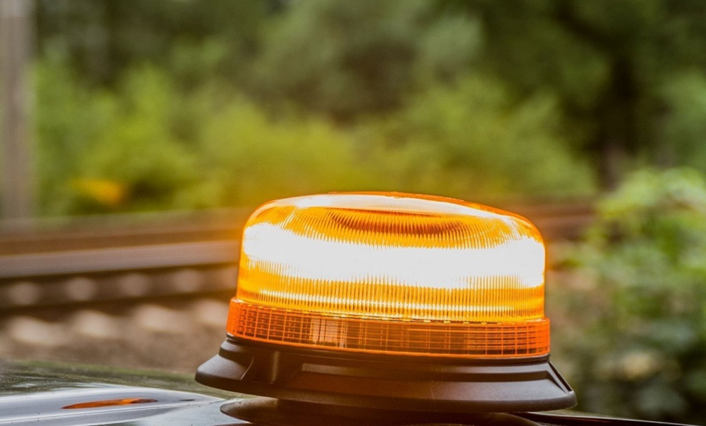 Un dispositivo luminoso sustituirá a los triángulos de emergencia en carretera