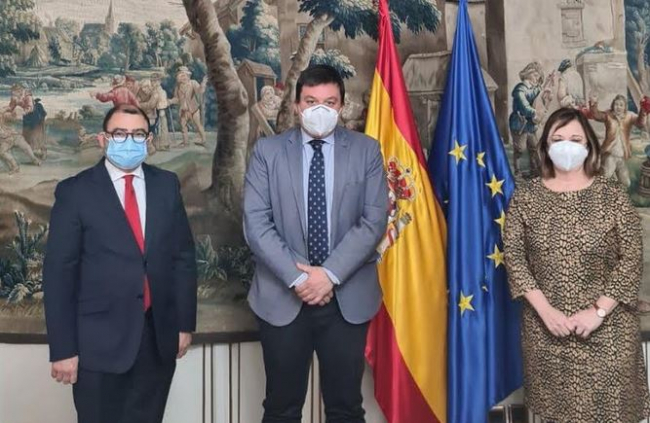 El PSIB-PSOE se reúne con el secretario de Estado de Política Territorial por la falta de personal funcionario