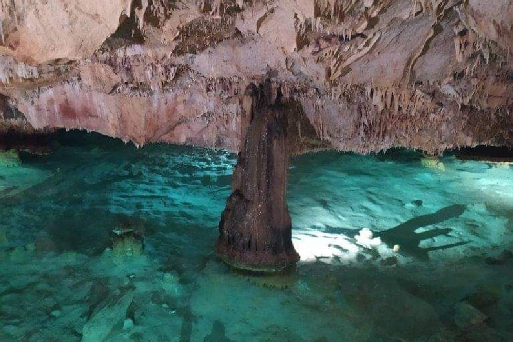 Cs Ciutadella demanda la gratuidad de las visitas a la Cueva del Agua de Cala Blanca