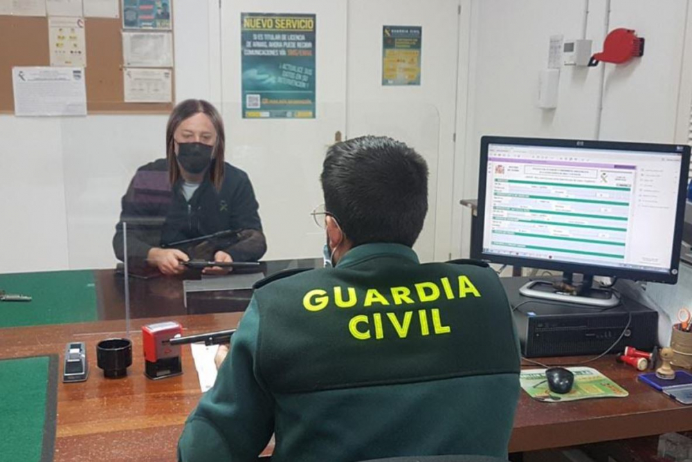 La Guardia Civil pone en marcha nuevos canales de información relativos a trámites 
relacionados con armas
