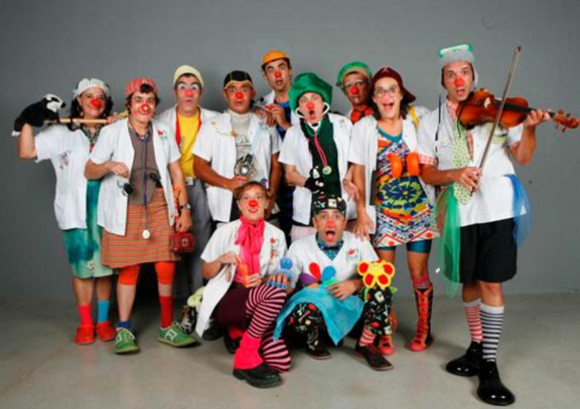 20.000 euros a Sonrisa Médica para el proyecto de las «Clownsultes externas»