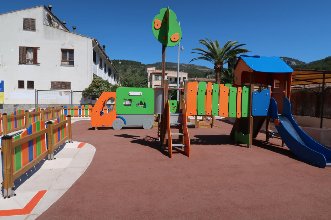 Esporles cuenta con una nueva zona para el recreo infantil