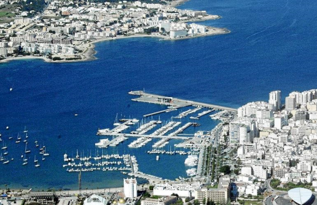 Se reabrirá el tráfico en el puerto de Sant Antoni con limitaciones  al tráfico comercial