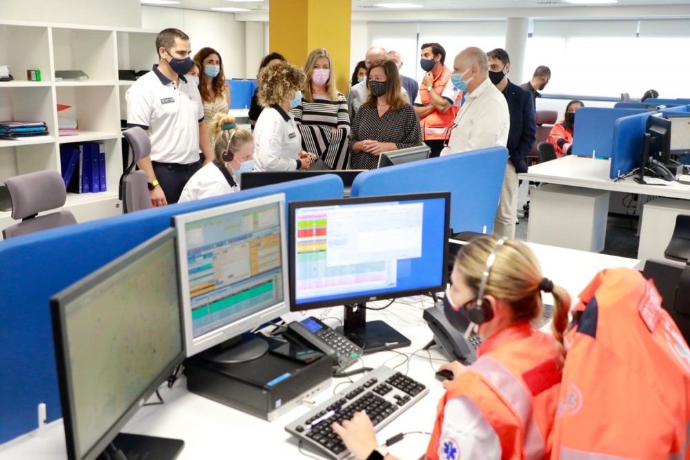 Armengol y Gómez visitan la nueva sede del SAMU 061 en el polígono de Can Valero