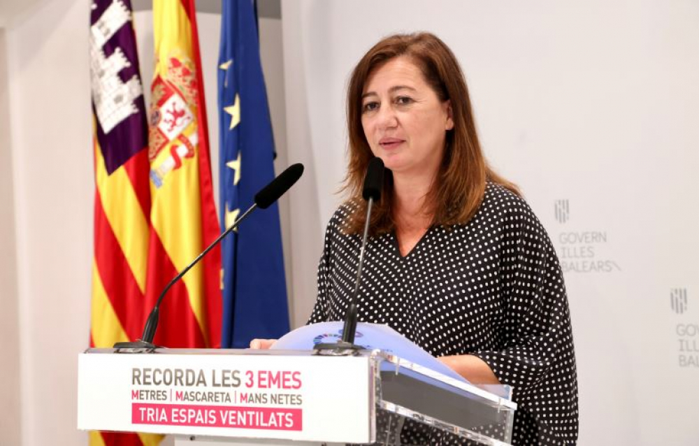 El PP recrimina a Armengol que “engañe a los ciudadanos y a los turistas pagando un concierto con la ecotasa” 
