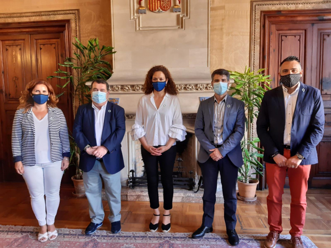 El Alto Comisionado contra la pobreza infantil y el Consell  trabajarán para la igualdad de oportunidades